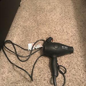 Hot tools Tourmaline Tools 2100 Turbo IONIC Dryer